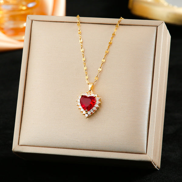 Mountova Heart-shaped Zircon Flower Necklace