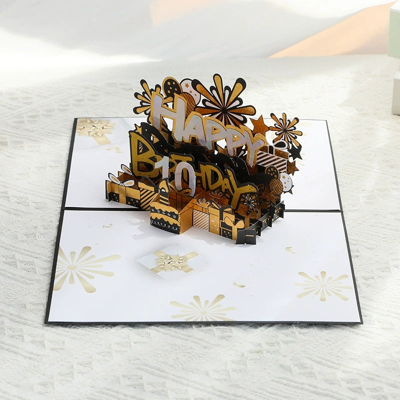 Gâteau noir et or avec musique, lumières et bougies soufflées, carte de vœux 3D